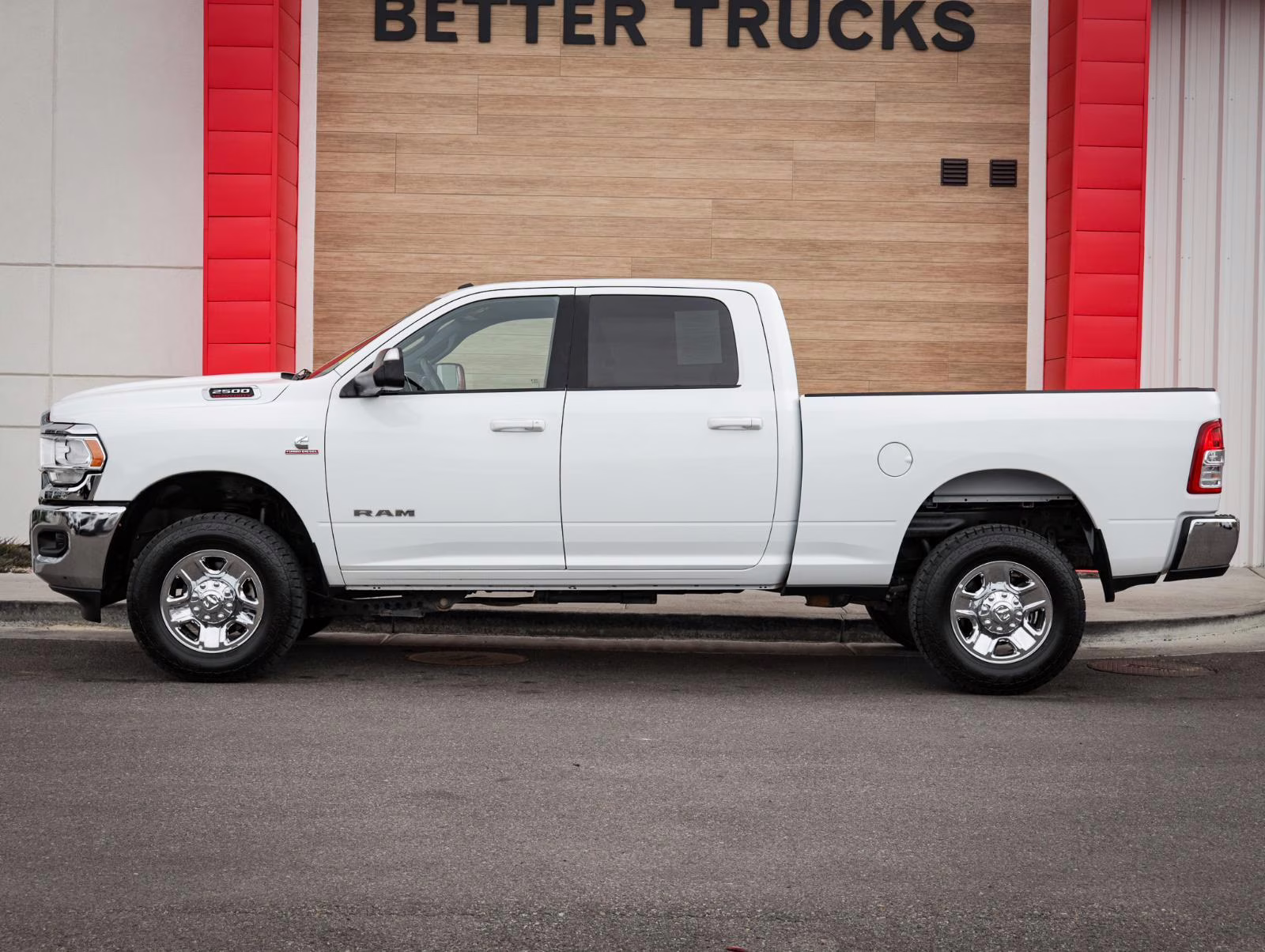 2022 Bright White Clearcoat Ram 2500 Big Horn 4X4 Truck