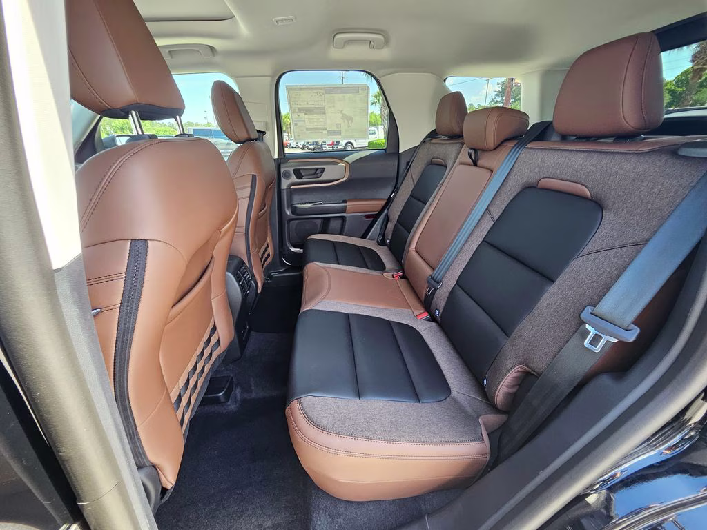 2026 Shadow Black Ford Bronco Sport Outer Banks 4X4 SUV