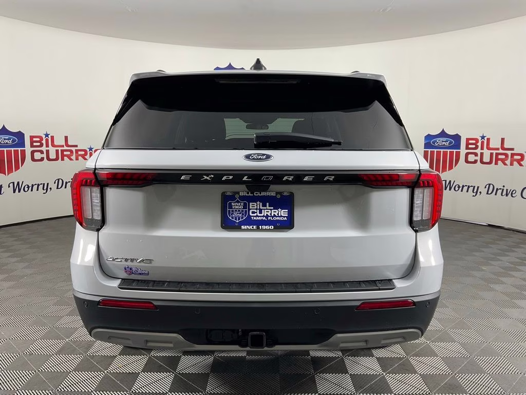 2026 White Ford Explorer Active RWD SUV
