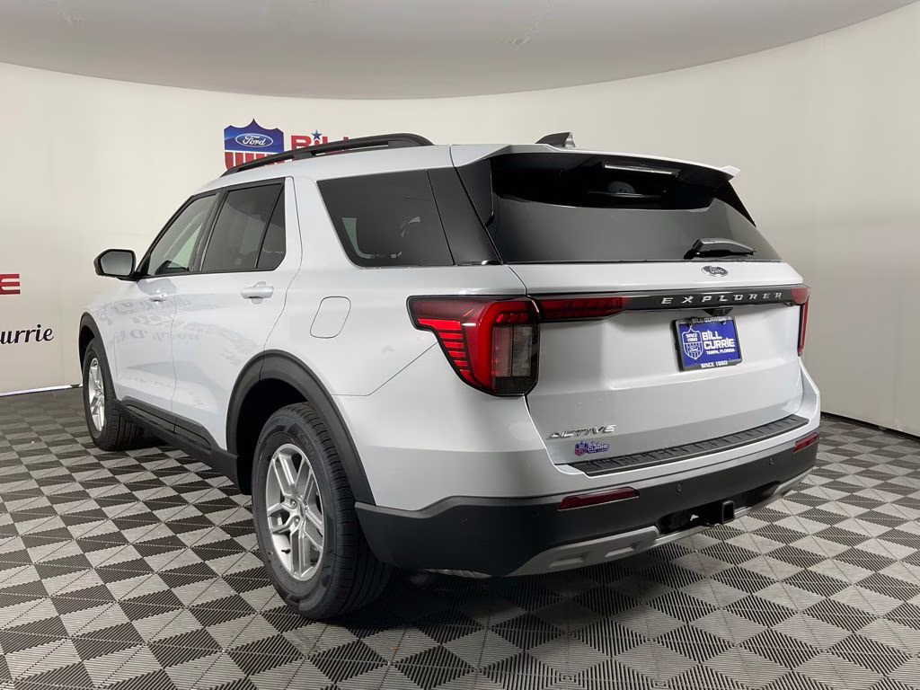 2026 White Ford Explorer Active RWD SUV