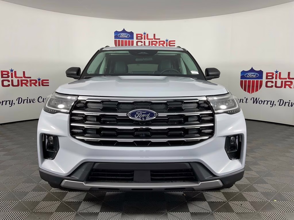 2026 White Ford Explorer Active RWD SUV