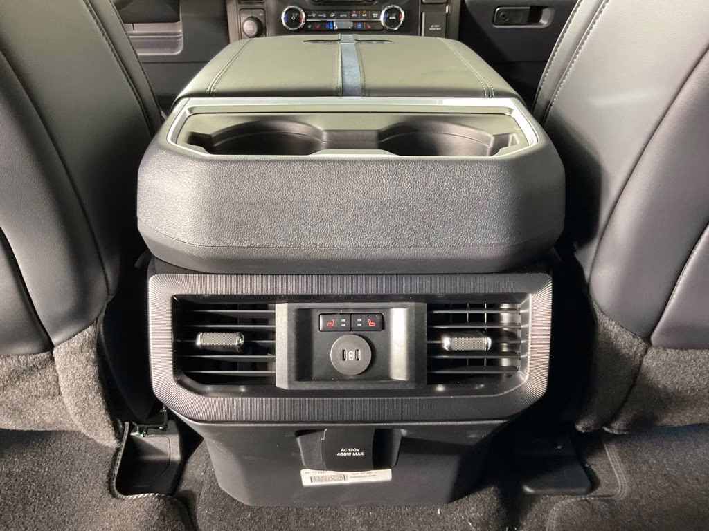 2026 Avalanche Ford Super Duty F-250 SRW Platinum 4X4 Truck