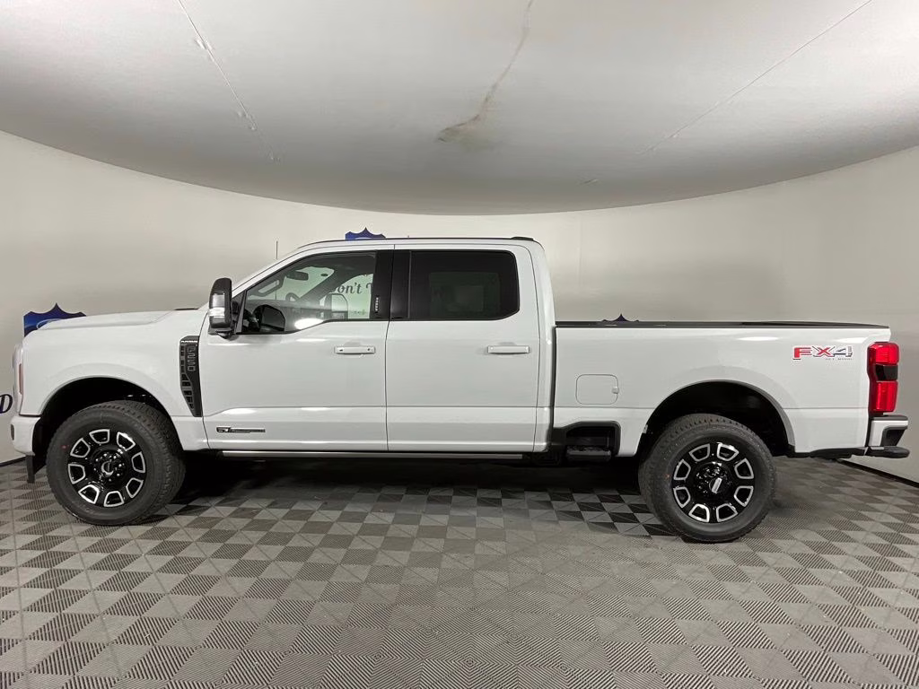2026 Avalanche Ford Super Duty F-250 SRW Platinum 4X4 Truck