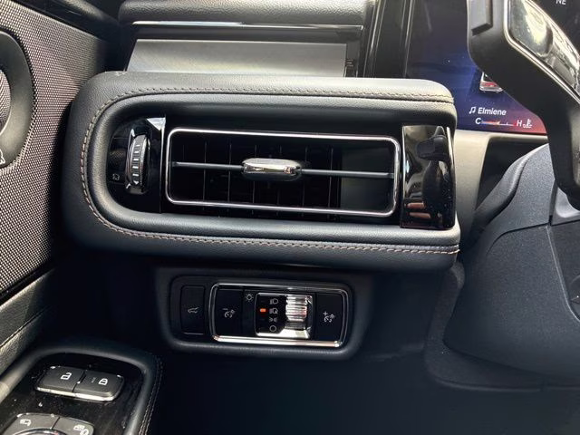 2026 Pristine White Metallic Tri-Coat Lincoln Aviator Premiere AWD SUV