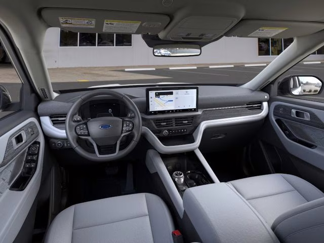 2026 Star White Metallic Tri-Coat Ford Explorer Platinum 4X4 SUV