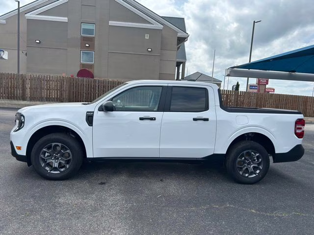 2026 Oxford White Ford Maverick XLT AWD Truck