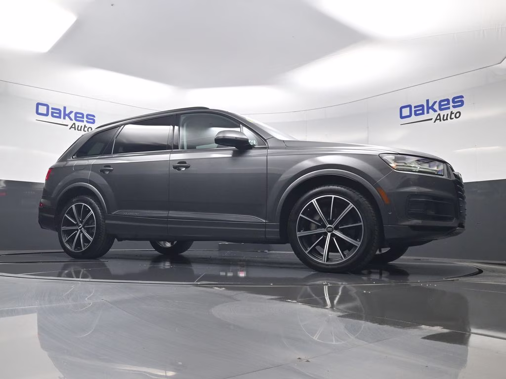 2019 Gray Metallic Audi Q7 55 Prestige AWD SUV