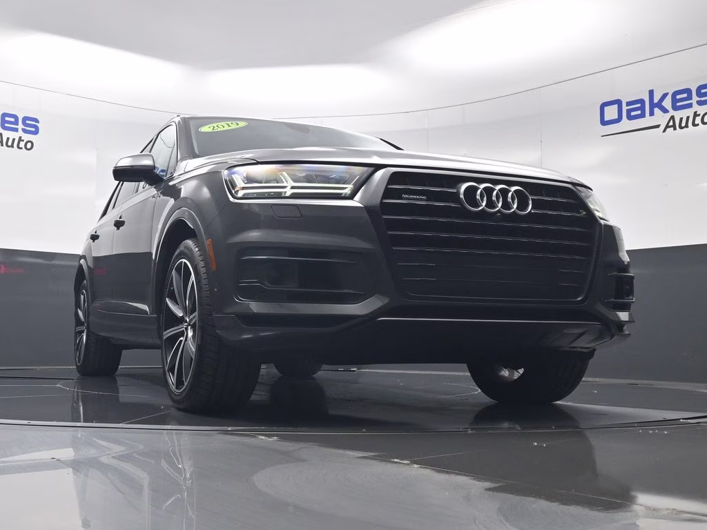 2019 Gray Metallic Audi Q7 55 Prestige AWD SUV