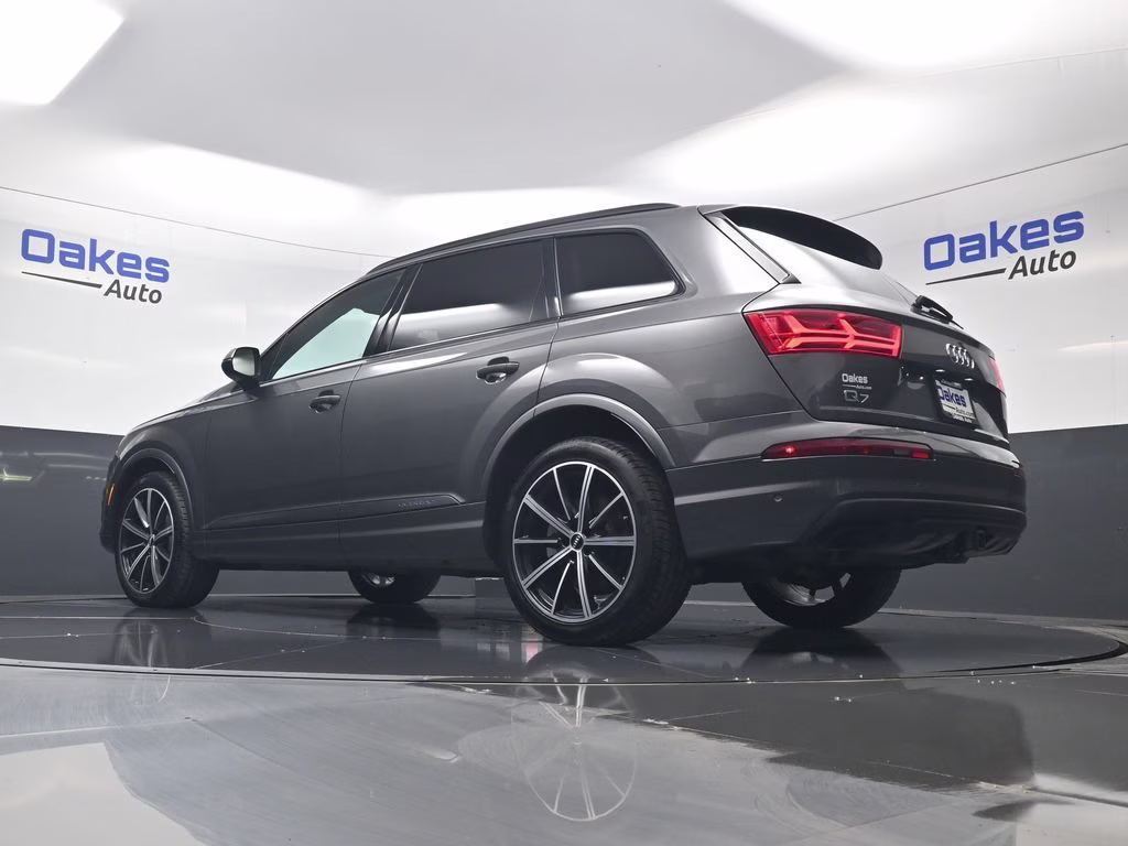 2019 Gray Metallic Audi Q7 55 Prestige AWD SUV