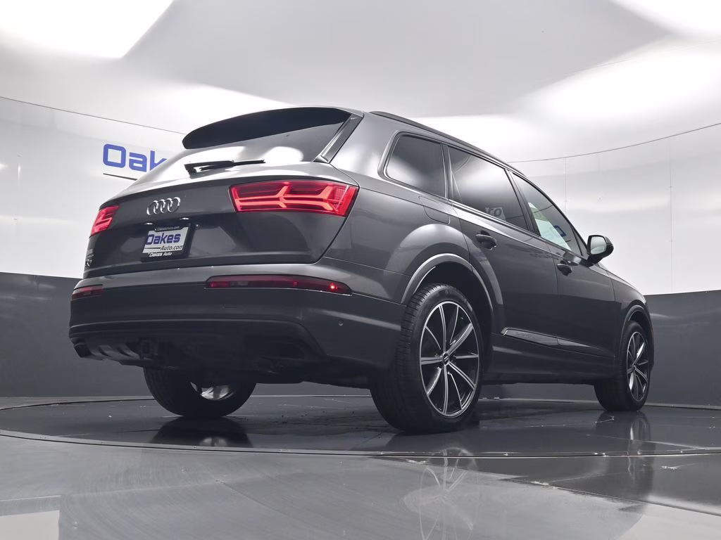 2019 Gray Metallic Audi Q7 55 Prestige AWD SUV