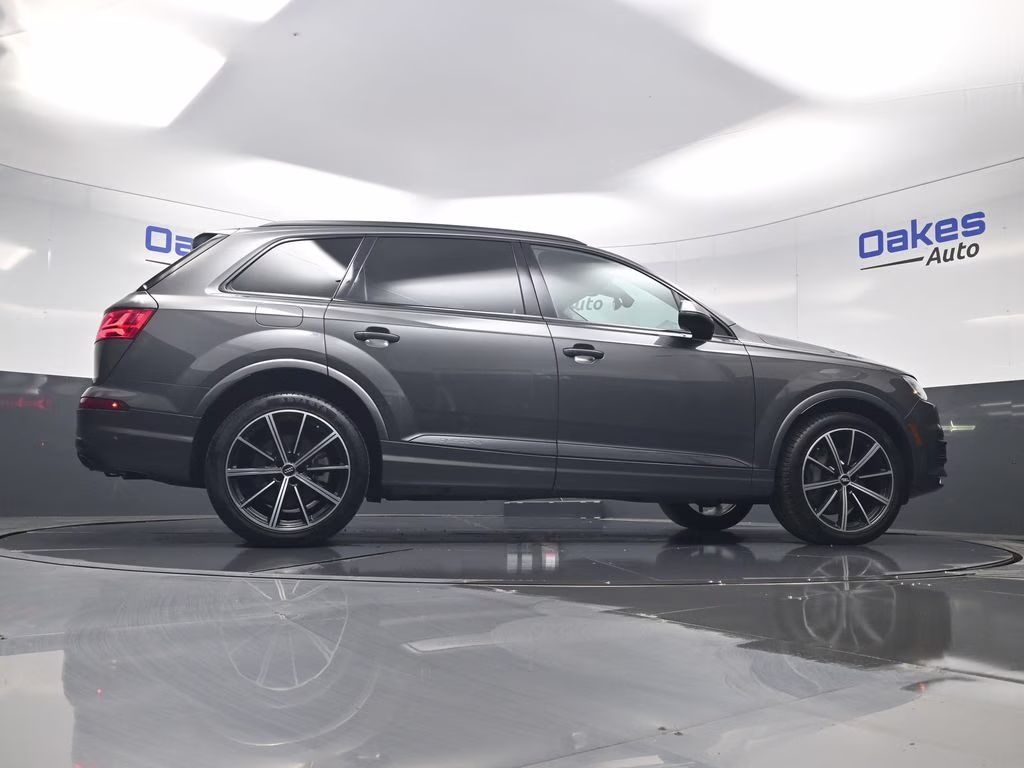 2019 Gray Metallic Audi Q7 55 Prestige AWD SUV