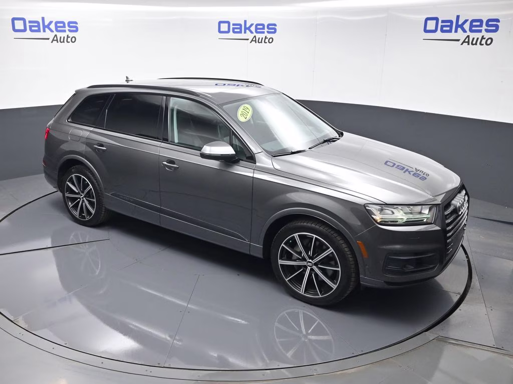 2019 Gray Metallic Audi Q7 55 Prestige AWD SUV