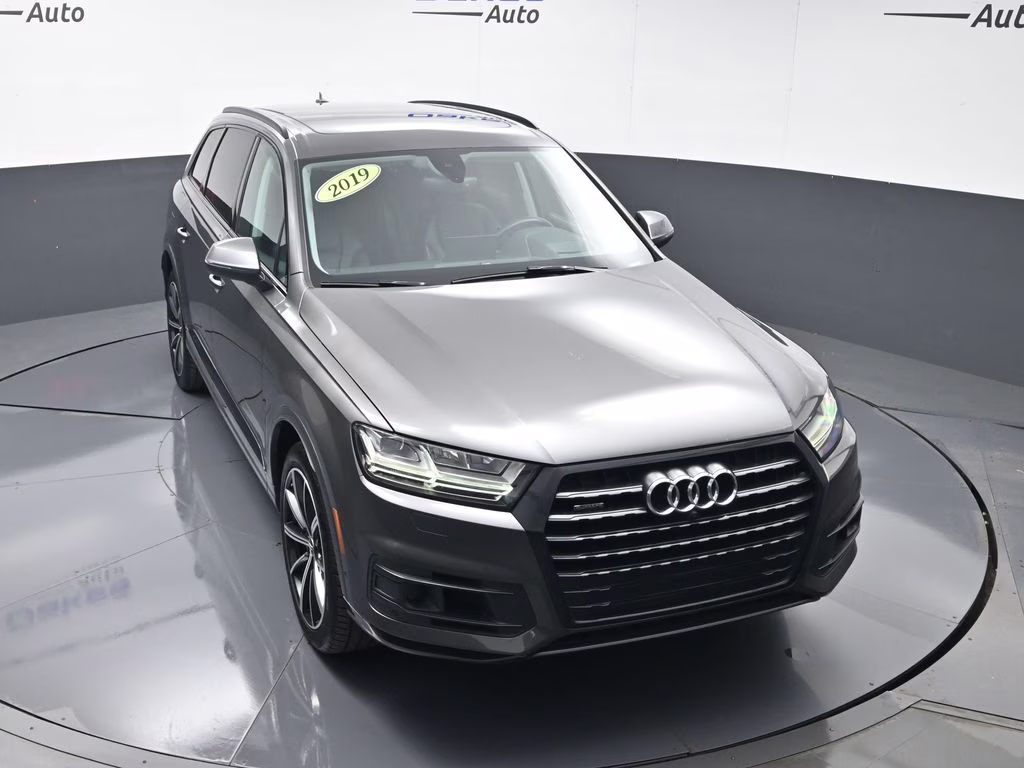 2019 Gray Metallic Audi Q7 55 Prestige AWD SUV