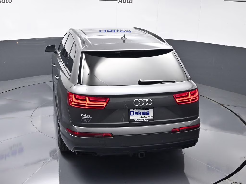 2019 Gray Metallic Audi Q7 55 Prestige AWD SUV