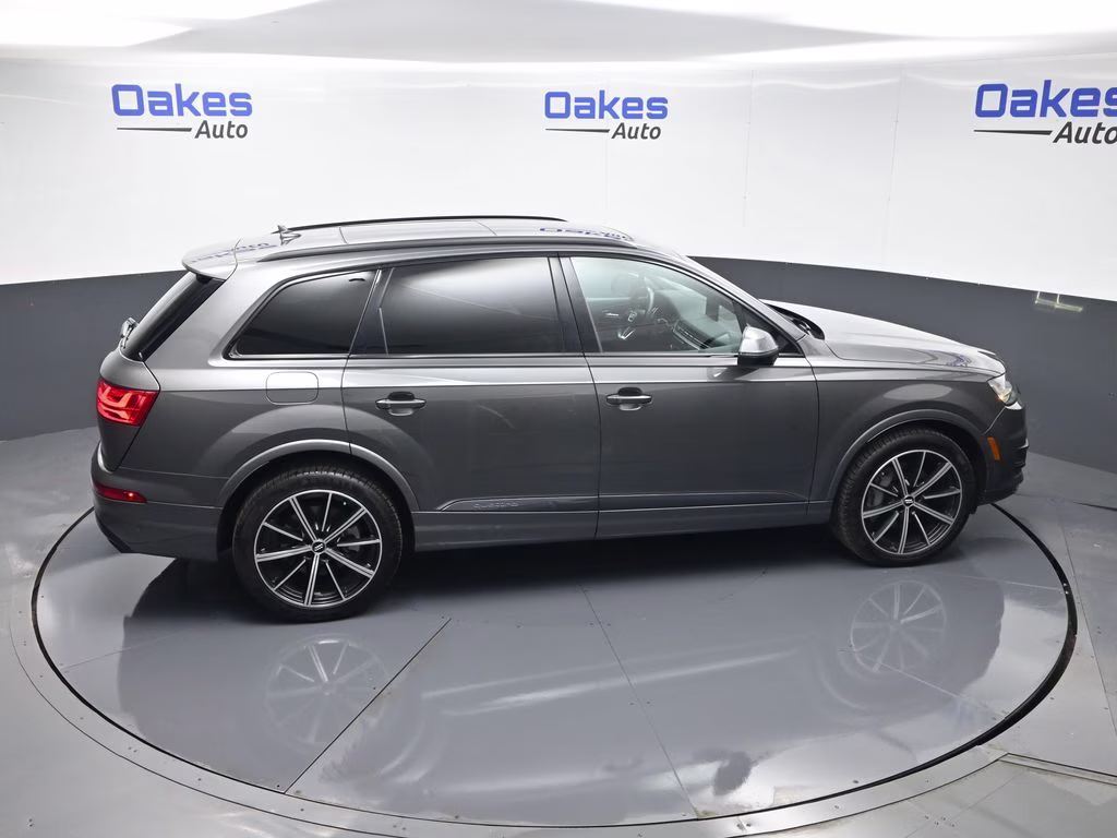 2019 Gray Metallic Audi Q7 55 Prestige AWD SUV