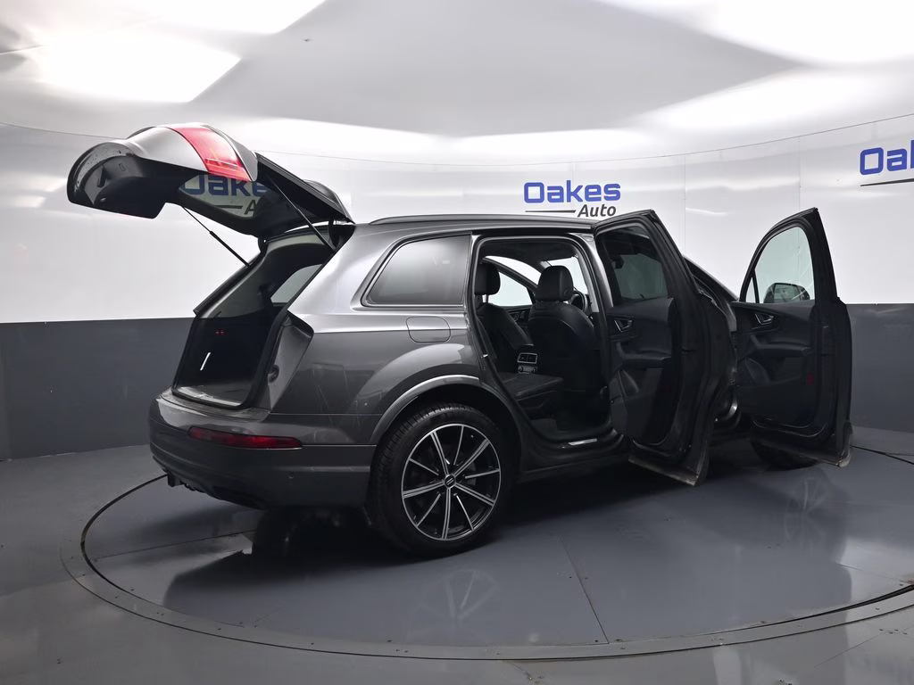 2019 Gray Metallic Audi Q7 55 Prestige AWD SUV