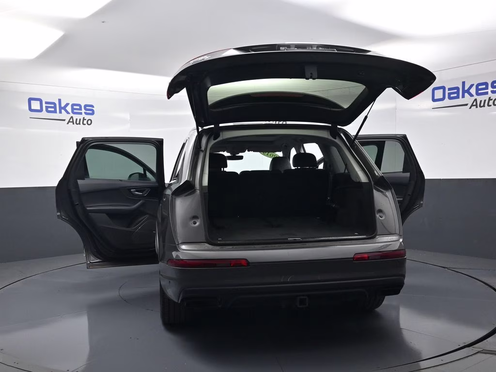 2019 Gray Metallic Audi Q7 55 Prestige AWD SUV