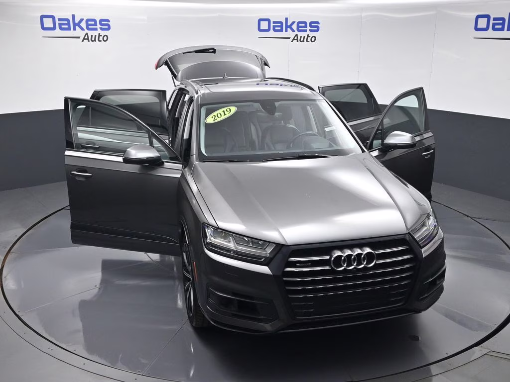 2019 Gray Metallic Audi Q7 55 Prestige AWD SUV