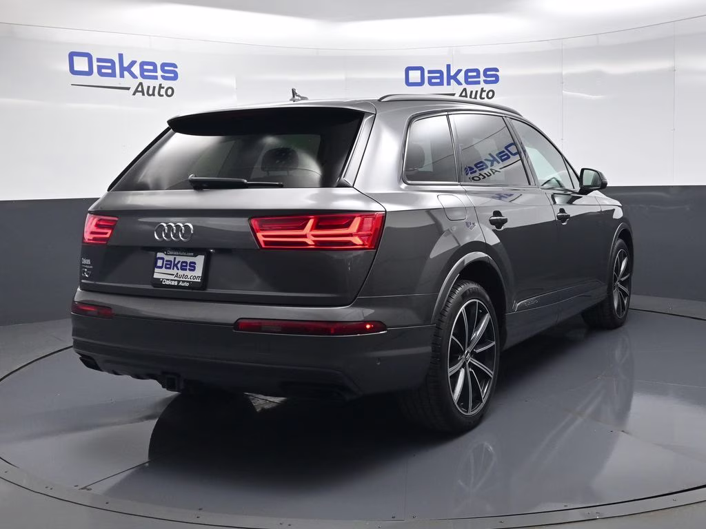 2019 Gray Metallic Audi Q7 55 Prestige AWD SUV