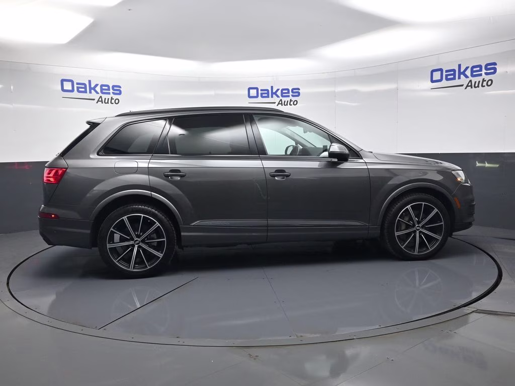 2019 Gray Metallic Audi Q7 55 Prestige AWD SUV