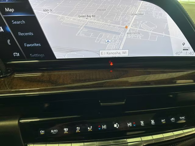 2022 Crystal White Tricoat Cadillac Escalade ESV Sport Platinum 4X4 SUV