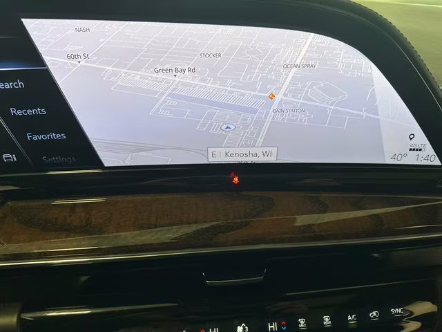 2022 Crystal White Tricoat Cadillac Escalade ESV Sport Platinum 4X4 SUV