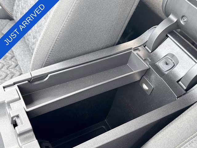 2023 Black Metallic Chevrolet Equinox LT FWD SUV