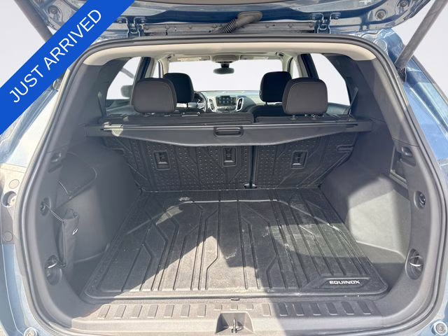 2024 Lakeshore Blue Chevrolet Equinox LT FWD SUV