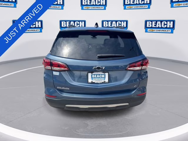 2024 Lakeshore Blue Chevrolet Equinox LT FWD SUV