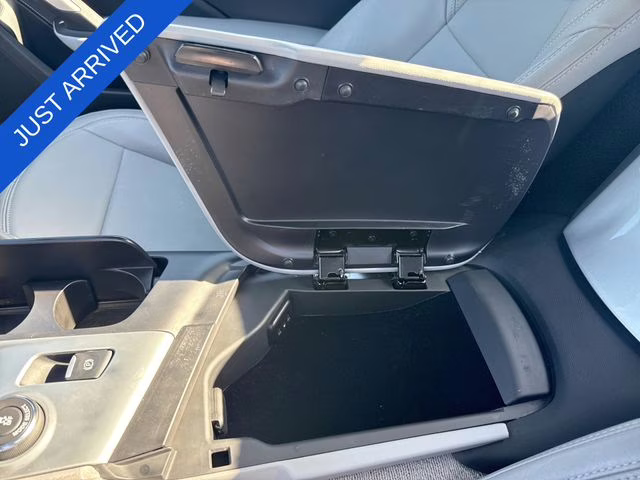 2019 Blade Silver Metallic Chevrolet Corvette Grand Sport RWD Convertible