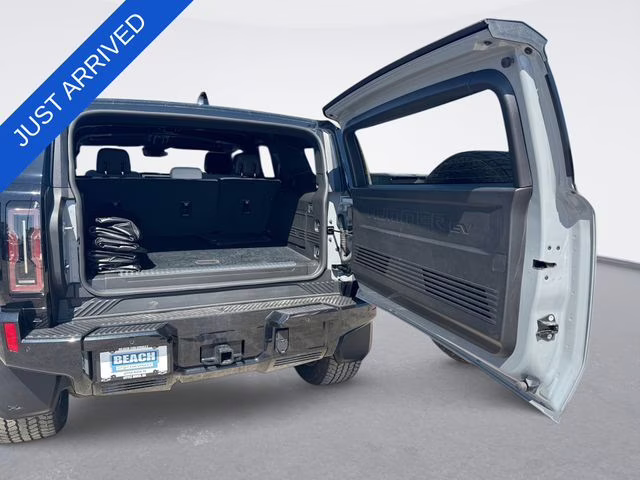 2024 Meteorite Metallic GMC HUMMER EV SUV 3X 4X4 SUV