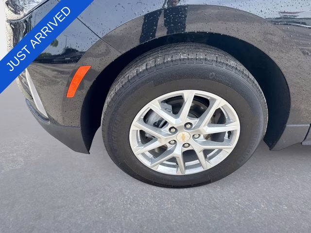 2023 Black Metallic Chevrolet Equinox LT FWD SUV