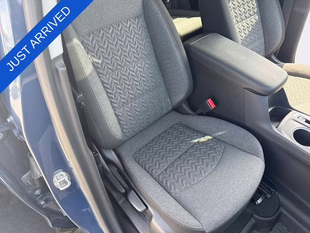 2024 Lakeshore Blue Chevrolet Equinox LT FWD SUV