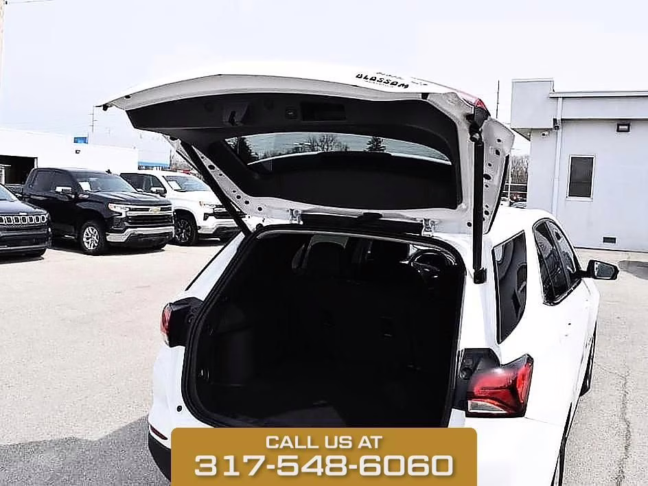 2024 Summit White Chevrolet Equinox LT AWD SUV