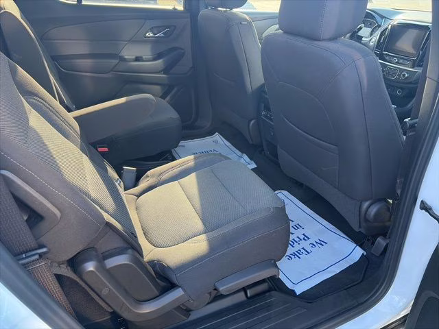 2023 Summit White Chevrolet Traverse LT AWD SUV