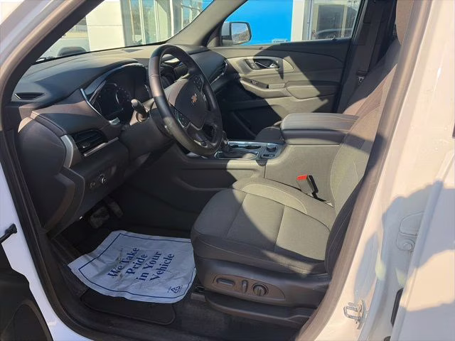 2023 Summit White Chevrolet Traverse LT AWD SUV