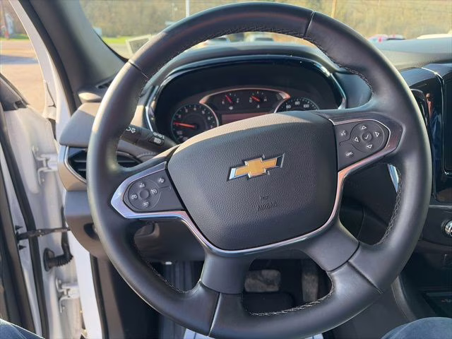 2023 Summit White Chevrolet Traverse LT AWD SUV