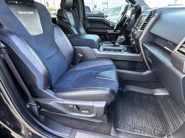 2020 Black Metallic Ford F-150 Raptor 4X4 Truck