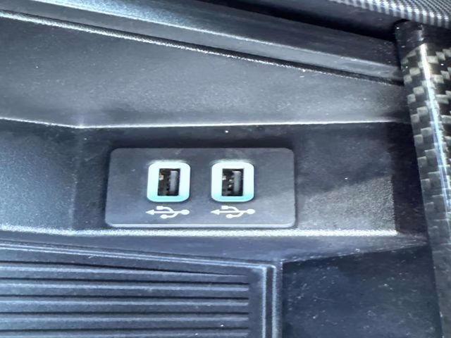 2020 Black Metallic Ford F-150 Raptor 4X4 Truck