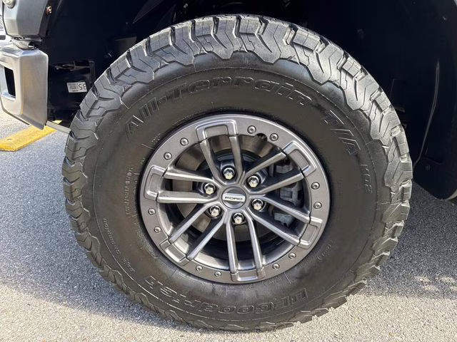 2020 Black Metallic Ford F-150 Raptor 4X4 Truck