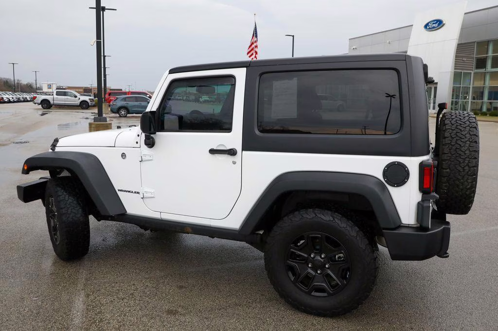 2016 Bright White Clearcoat Jeep Wrangler Willys Wheeler 4X4 SUV