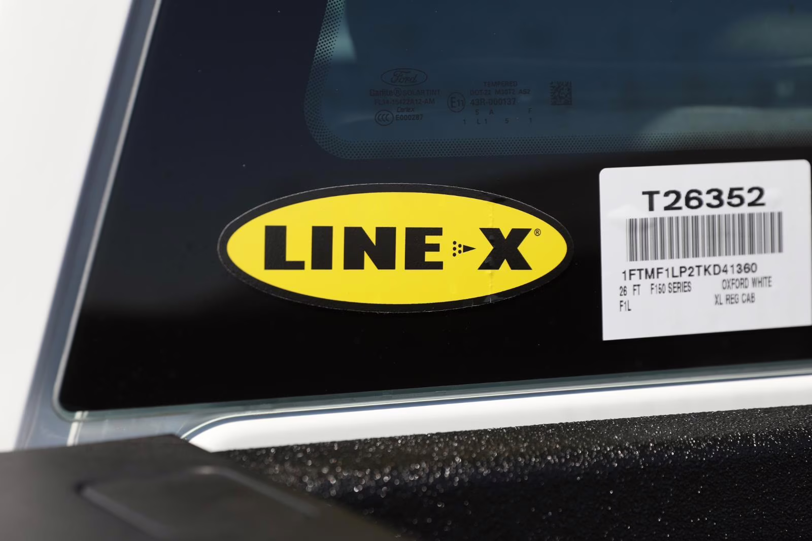 2026 Oxford White Ford F-150 XL 4X4 Truck