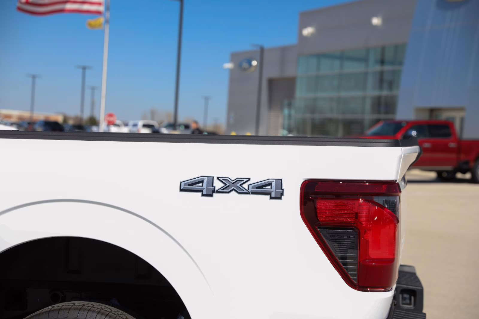 2026 Oxford White Ford F-150 XL 4X4 Truck