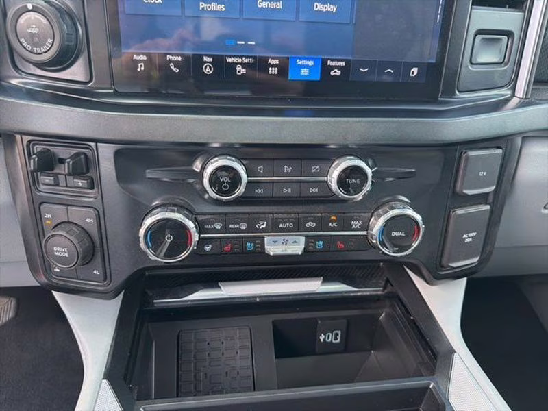 2024 Rapid Red Metallic Tinted Clearcoat Ford Super Duty F-250 SRW Limited 4X4 Truck