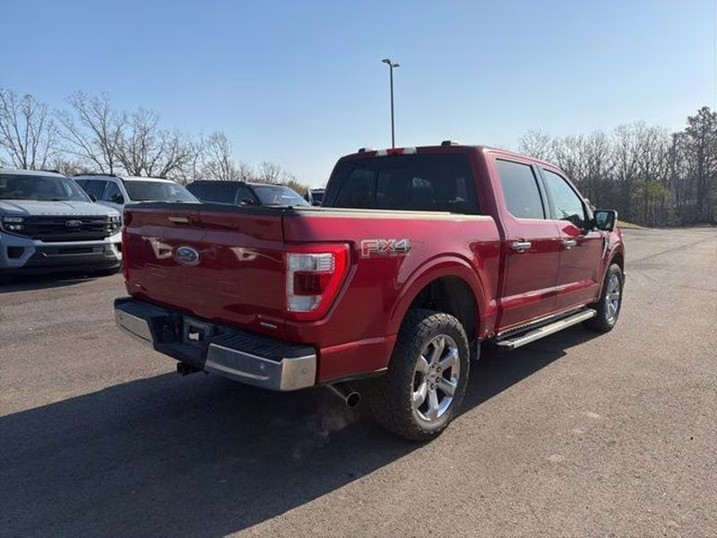 2022 Rapid Red Metallic Tinted Clearcoat Ford F-150 LARIAT 4X4 Truck