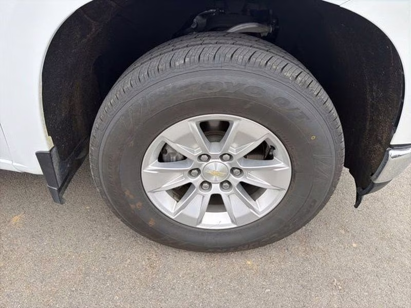 2019 Summit White Chevrolet Silverado LT RWD Truck