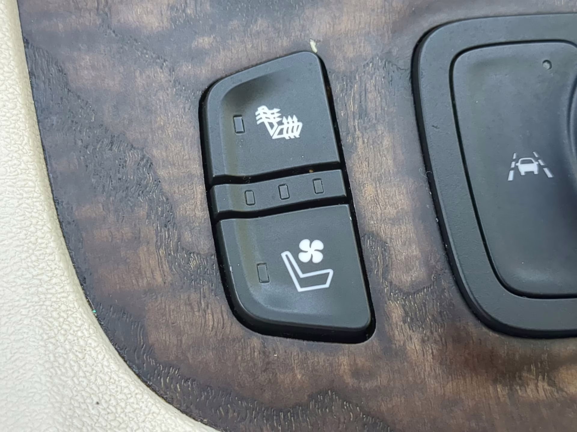 2020 Carbon Black Metallic GMC Acadia Denali AWD SUV