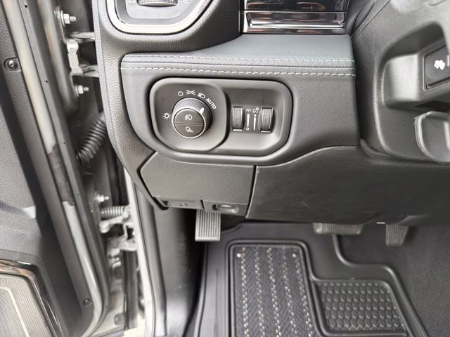 2026 Ceramic Gray Clearcoat Ram 2500 Limited 4X4 Truck