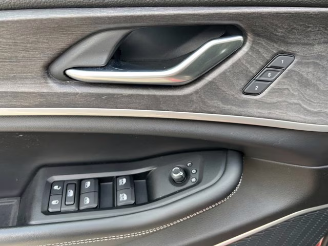 2021 Velvet Red Pearlcoat Jeep Grand Cherokee L Limited 4X4 SUV