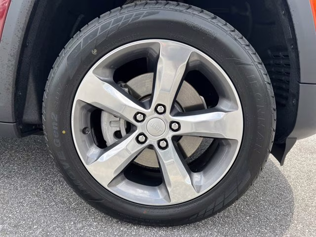 2021 Velvet Red Pearlcoat Jeep Grand Cherokee L Limited 4X4 SUV